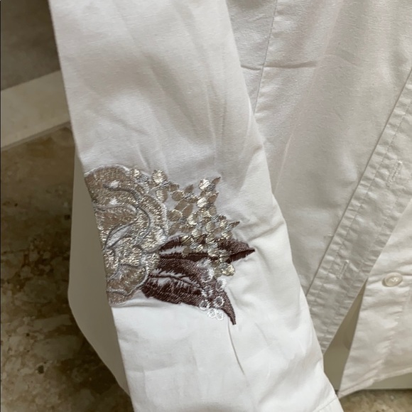 Women’s Cache button down shirt - Picture 5 of 7